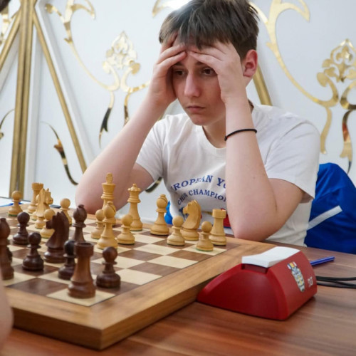 Competiții școlare în Vrnjacka Banja și rezultate în volei