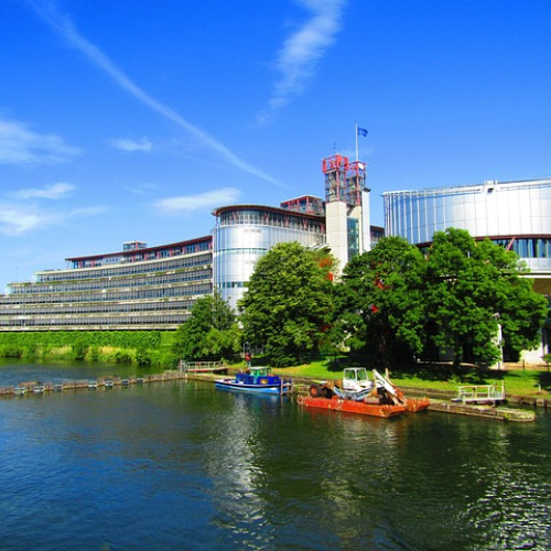 Statul român nu recuperează milioanele plătite la CEDO