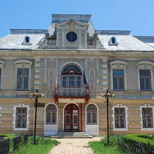 Întâlnire de lucru la Consiliul Județean Neamț pentru conservarea Muzeului de Istorie Roman