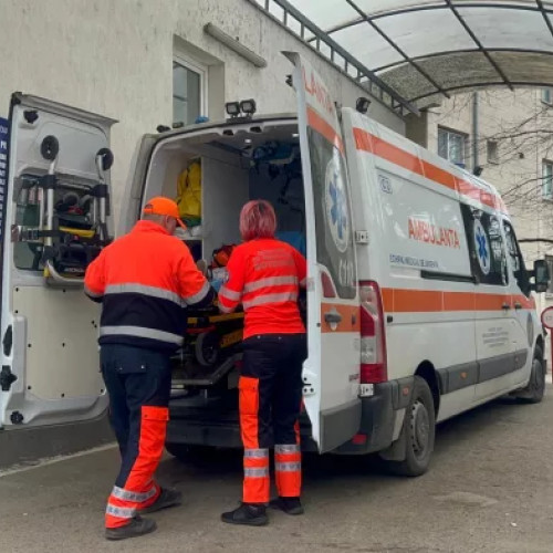 Doi adolescenți au fost răniți în urma unui accident cu trotineta electrică la Botoșani