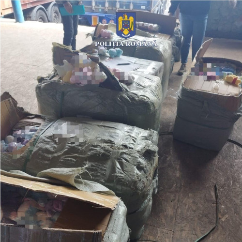 Descoperire de jucării contrafăcute în Portul Constanța