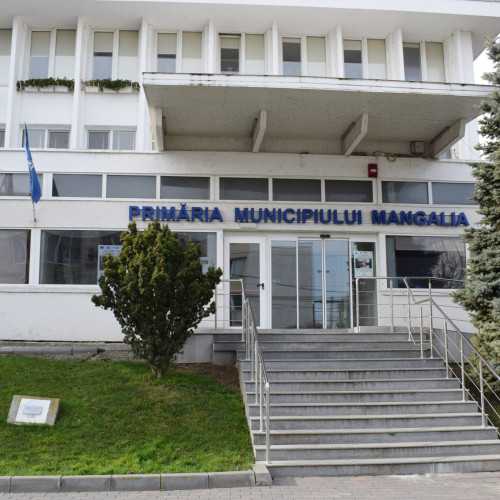 Judecătorii au suspendat decizia primarului din Mangalia