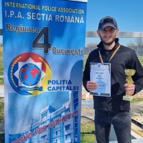 Politist din Botosani, medaliat la Cupa Politiei Capitalei la Tir