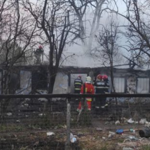 Femeie din Dorobanti, afectată de un incendiu devastator