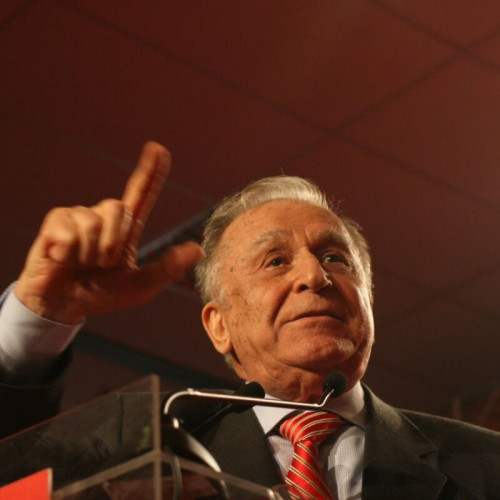 Tribunalul București revocă certificatul de revoluționar al lui Ion Iliescu