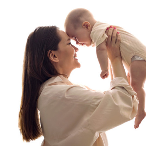 Politician italian propune numele de familie al mamei pentru nou-născuți