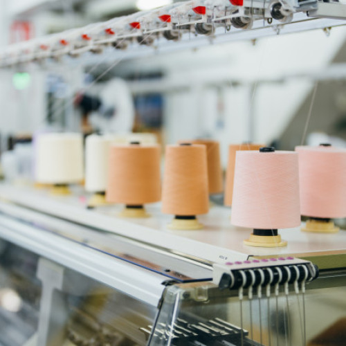 Grupul german Karl Mayer anulează o investiție de 500 de milioane de euro în România