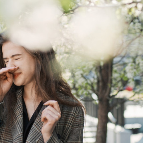 Primăvara aduce alergii premature