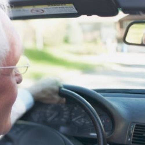 Incident tragic în Iași: un bătrân de 80 de ani a decedat în mașină