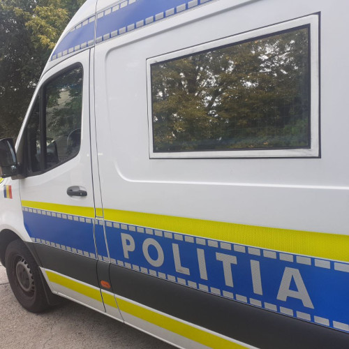 Bărbat căutat internațional, adus în România pentru furt calificat