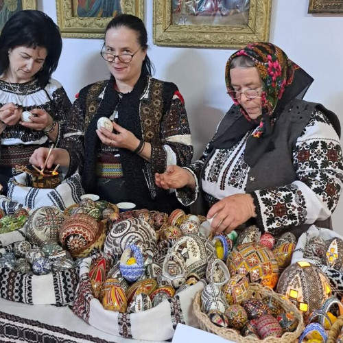 Festivalul-Concurs de Oua Incondeiate la Botosani