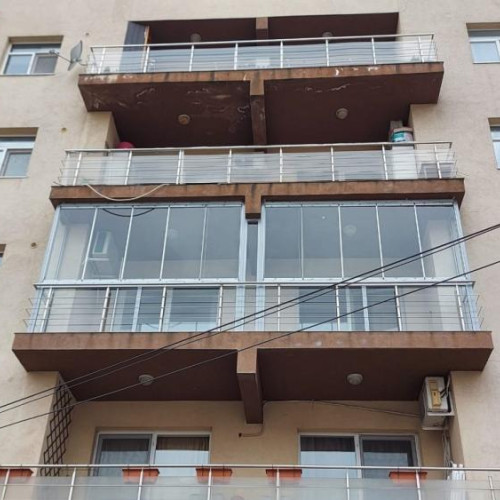 Locatarii din Cluj se plâng de problemele cauzate de porumbei