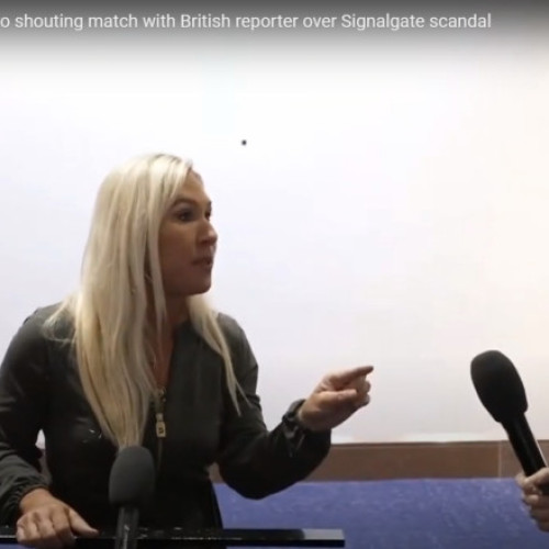 Marjorie Taylor Greene are o ieșire nervoasă la o conferință de presă