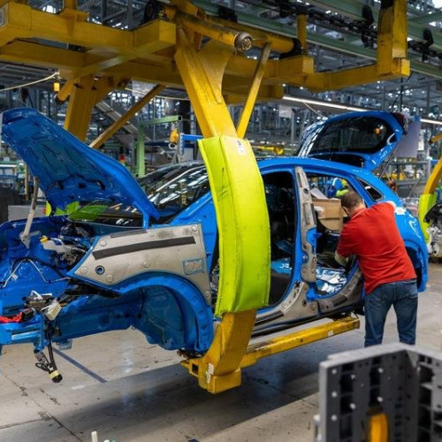 Producătorii auto din SUA, afectați de noile taxe vamale anunțate de Trump