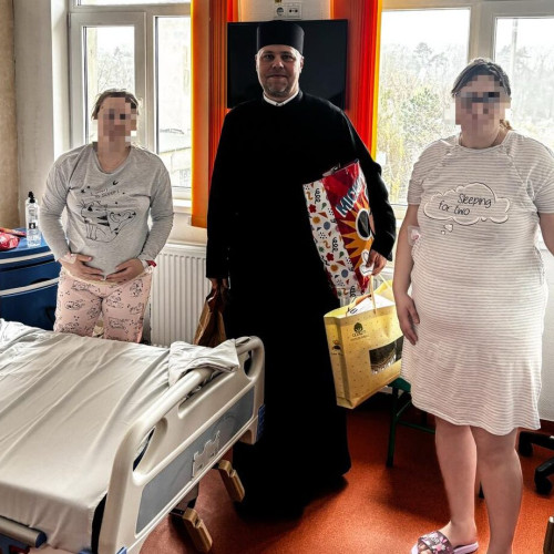 Campania "Luna pentru viață" ajută mamele vulnerabile din Botoșani