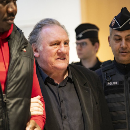 Procuratura franceză cere o pedeapsă cu suspendare pentru Gérard Depardieu