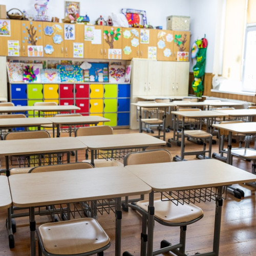 Proiect de dotare a unităților de învățământ din Valu lui Traian