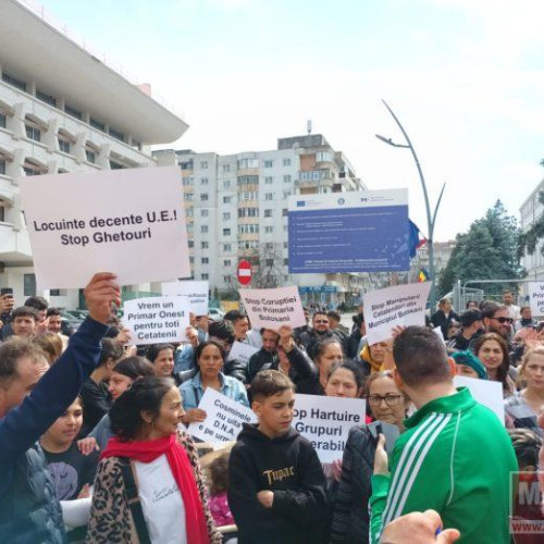 Romii din Botoșani organizează protest împotriva evacuărilor