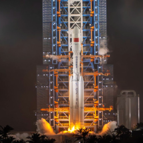 Avertisment din partea autorității maritime chineze privind resturi de rachetă în Marea Chinei de Sud