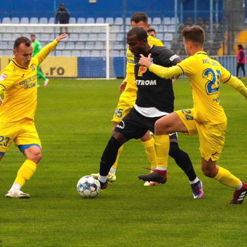 Petrolul Ploiești și Unirea Slobozia termină la egalitate în play-out