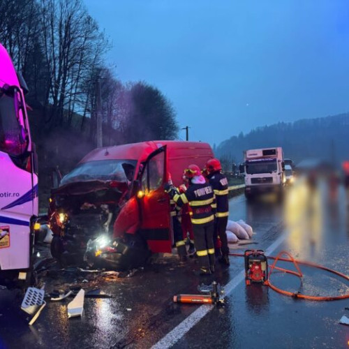 Accident rutier cu doi răniți în Molid-Vama