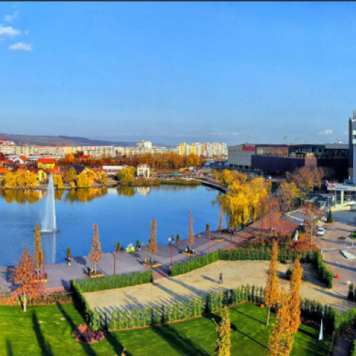 Critici pentru Hotel Univers T în Consiliul Județean Cluj