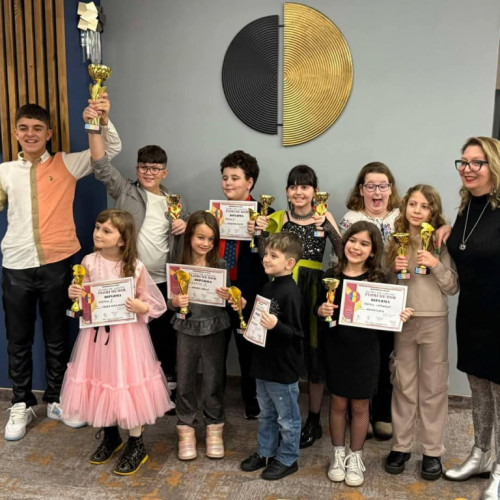 Festivalul "Flori de cântec, flori de dor", ediția a XXIII-a, a avut loc la Galați