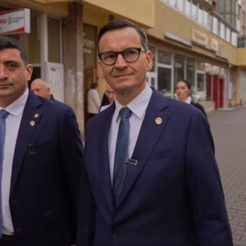 George Simion și Mateusz Morawiecki vizitează Piața Mărăști la Summitul ECR