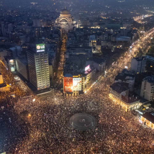 Experți ai FSB-ului investighează acuzațiile de utilizare a unei arme sonore în Serbia