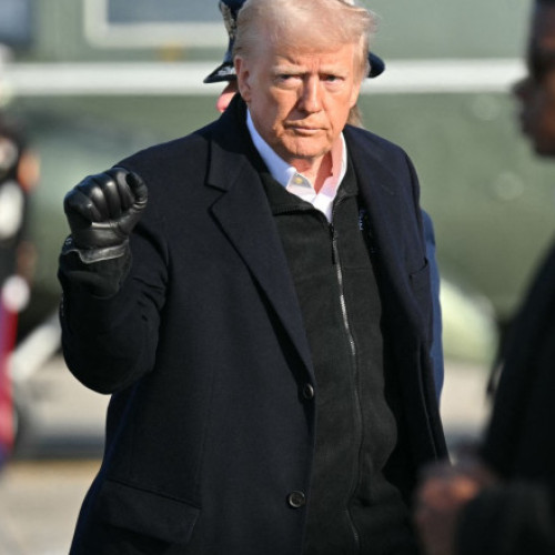 Președintele Trump își reiterează intențiile de a obține Groenlanda