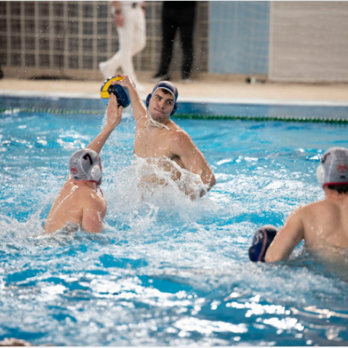 CSM Oradea câștigă toate meciurile la București