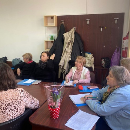 Tehnologia devine accesibilă seniorilor din Oradea prin cursuri gratuite