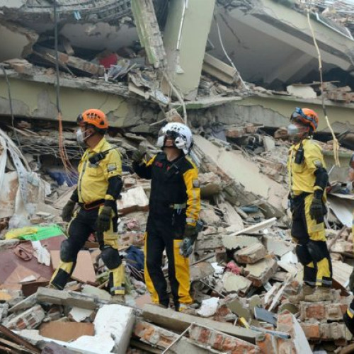 Acțiunile de căutare și salvare continuă în Myanmar