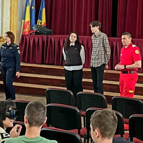 Activități de informare despre riscurile substanțelor psihoactive pentru elevii din Botoșani