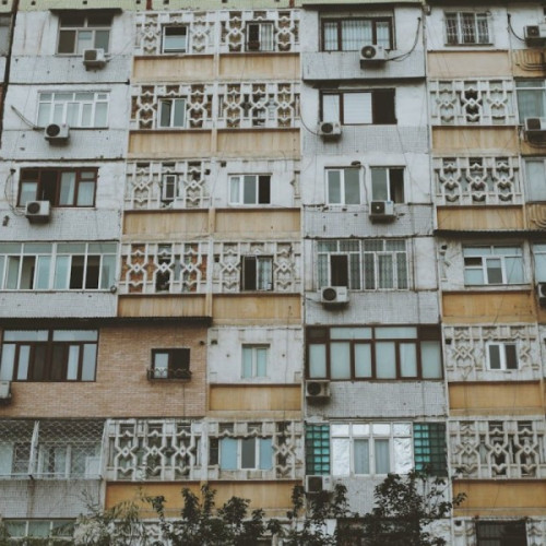 Noile sancțiuni pentru tulburarea liniștii publice vizează atât orașele, cât și satele