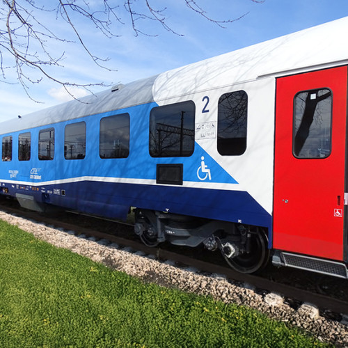 Electroputere VFU Pașcani finalizează certificarea vagoanelor de călători