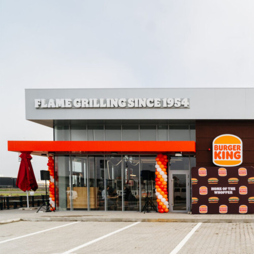 Burger King deschide primul restaurant cu drive-thru în București