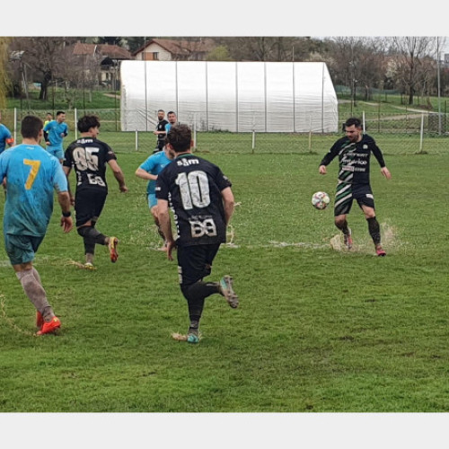 Plouă cu goluri în Liga a IV-a: 65 de reușite în etapa a 19-a