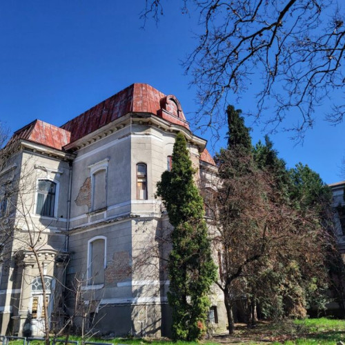 Primarul Lazany discută despre fosta Bibliotecă Județeană