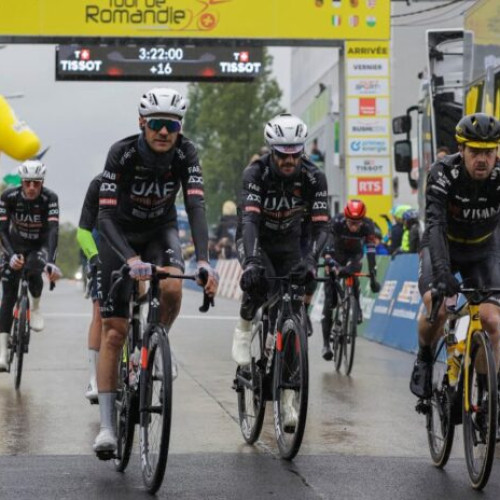 UCI aprobă participarea a 23 de echipe la Mari Tururi