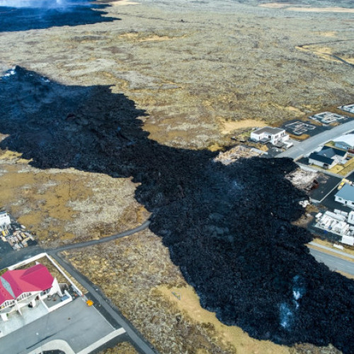 Focar de magmă în apropierea capitalei Islandei