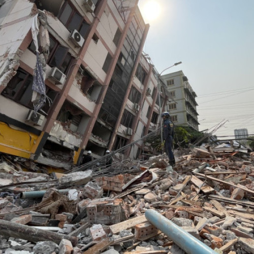 Bilantul cutremurului din Myanmar a crescut la 2.719 morti