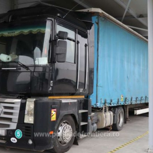 Poliția de frontieră a confiscat un transport ilegal de țigarete în Siret