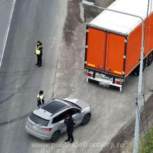 Cetățeni străini depistați fără acte pe autostrada A1