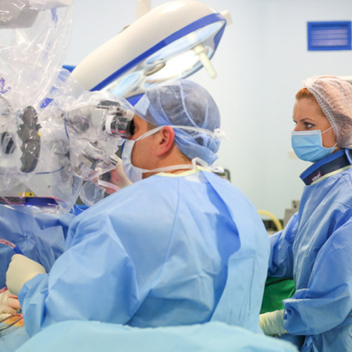 Mehilainen Group preia rețeaua de sănătate privată Regina Maria