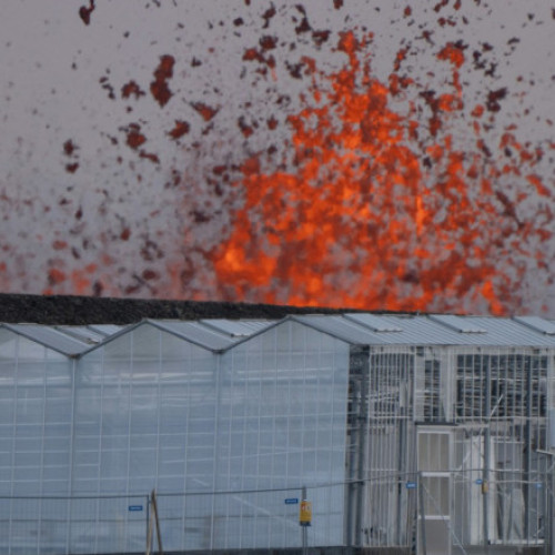 Eruptie vulcanica in sud-vestul Islandei: evacuari in Grindavik