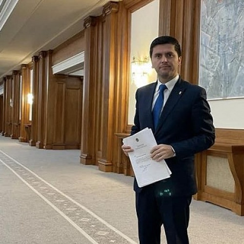 Satu Mare: Creșterea cantității de palincă scutite de accize pentru producătorii locali