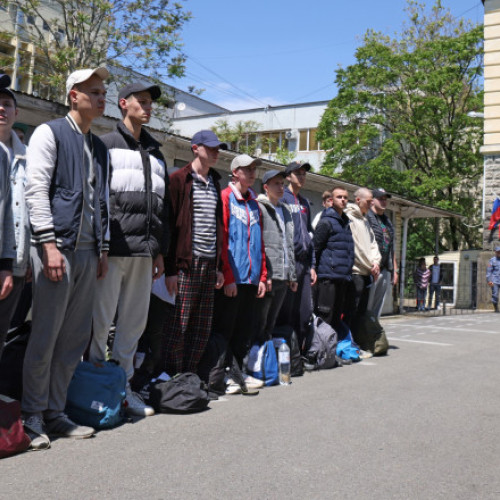 Putin ordonă recrutarea a 160.000 de tineri