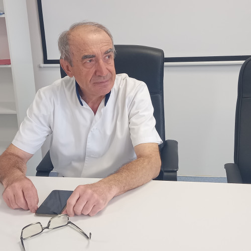 Tot mai mulți copii suferă de scolioză, avertizează medicii din Botoșani