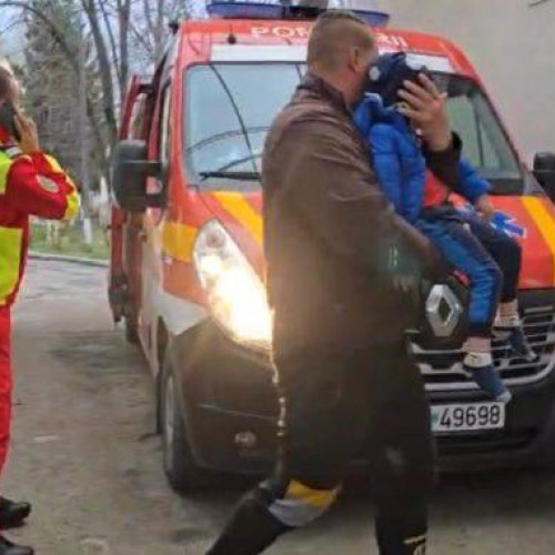 Incident grav în comuna Pomarla: un copil de doi ani rănit